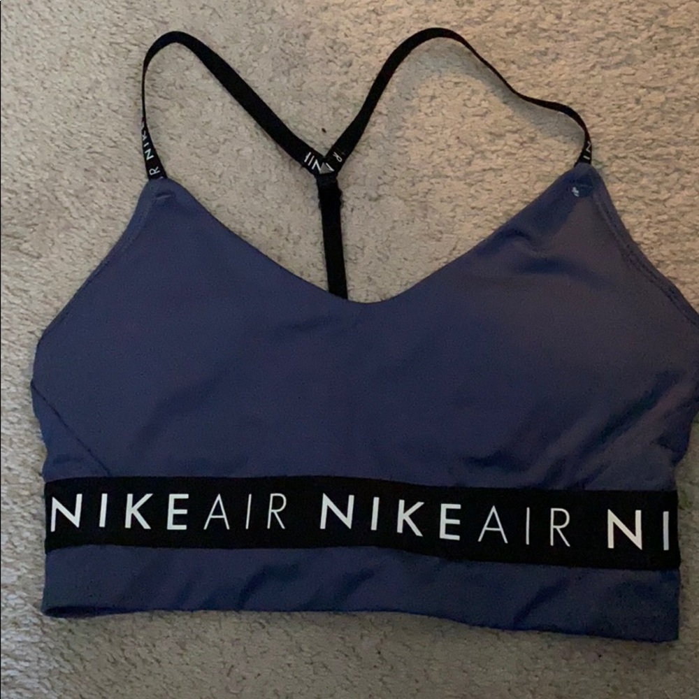 Sports bra